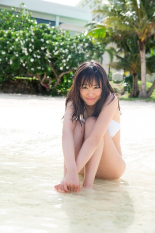 レビュー高評価のおせち贈り物 16歳の注目女優・大友花恋、ファースト写真集『Karen』を発売 3 タレント