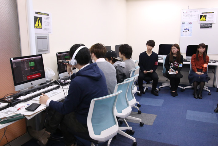 音楽制作ソフトを使った本格的なDTMを学ぶ ヴォーカル専攻「ミュージック制作」のレッスン