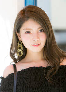 モデル特別18 Hybrid Bank Co Ltd 概要 Deview デビュー