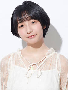 山之内すずがミュゼプラチナムの新ミューズに決定 新cmでは等身大の女の子の悩みを代弁 ニュース Deview デビュー