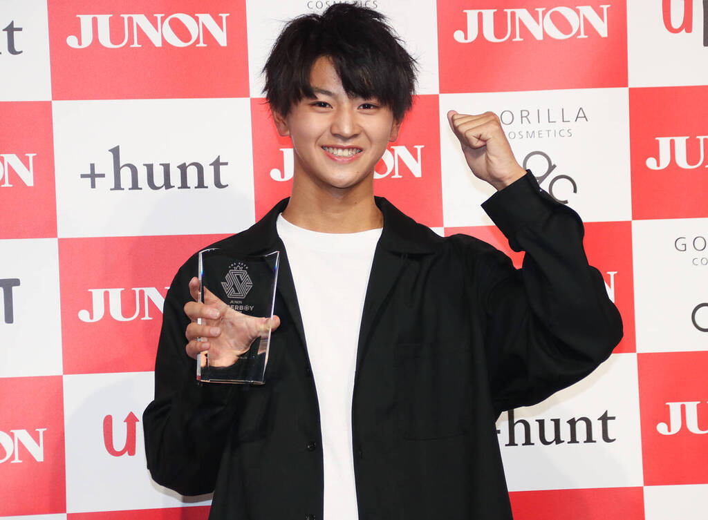 激レア 武田真治 等身大 特大サイズ パネルポスター 非売品 写真）武田真治、『鬼滅の刃』猗窩座コスで大変身「似合いすぎ」と話題