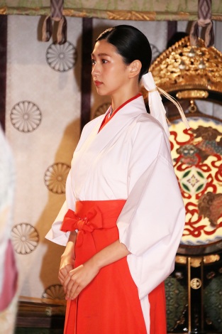 身長173cmの巫女さん ミス美しい代 是永瞳 日枝神社広報大使 に就任 9枚目 ニュース画像 Deview デビュー