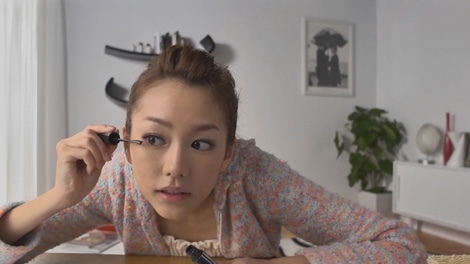 「最強ファシオガールズ」で公開中の『桐谷美玲メイク自分撮り風動画』