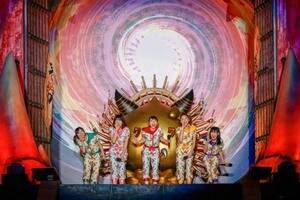 N[o[ZA^Ă̍P჉Cuw_2016 `S`x2ځi14^lEYX^WAjphoto by HAJIME KAMIIISAKA+Z