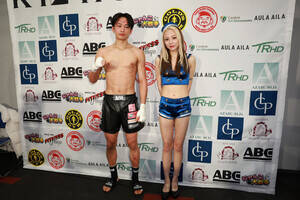 ������̈͂݉�ɓo�ꂵ���i������j���R�E���I��A��؃����A