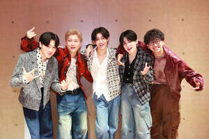 �wHoripro Vocal Scout Caravan�x�őI�o���ꂽ�uunlock�v�����o�[�i������j���������Akiichi�A���ѐ^���ƁA��ؗD�^�A���V�����iC�jDeview