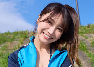 【デジタル限定】星玲奈写真集「せれな。」(C)飯岡拓也/集英社