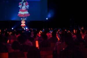 uLuce Twinkle Wink蓍؃o[Xf[Cu2021vi926E蒬Oz[j