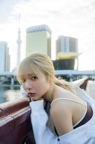 #2i2の奥ゆい再出発の初写真集