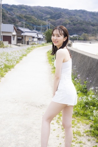 wHKT48Xۂ܂ǂ@XgtHgubN@XRAxiKADOKAWAj(C)KADOKAWA(C)Mercury PHOTO^TANAKA TOMOHISA