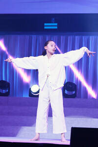 4wX^[I[fBVxʏ܁EǓcBiCjORICON NewS inc.