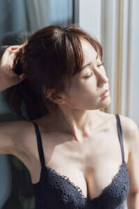 『前田敦子写真集 タイトル未定』(C)講談社 撮影/北岡稔章