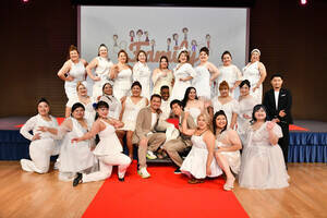 Opening Show 「Family Photo」