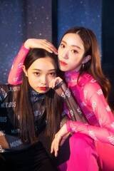 lv_T[ERuuwR4GxɂďApwMOONLICIOUSx[XB