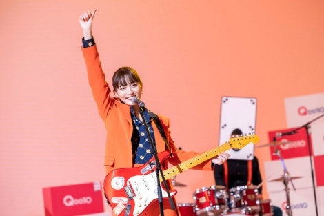 ����t�ޏo���EQoo10�u���K���v�VTV-CM�wMC�x�т̃��C�L���O