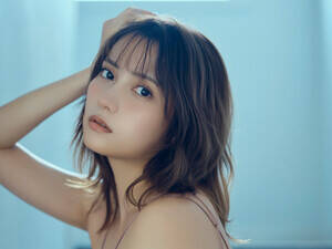 桃月なしこ:『PARADE』2025秋号(小学館)撮影/神藤剛 スタイリスト/野田陽子(ミタケイショウ) ヘア&メイク/塩田結香(JULLY)