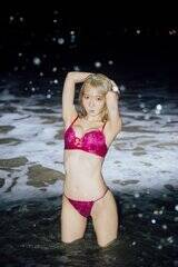 ���䂢�F�w�����O�h���S���G�C�W VOL.34�x(C)KADOKAWA