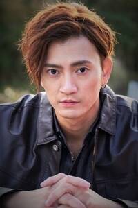 ˋCZ͓̒MiCjuHVv̓󐻍ψiCjYoshihiro Togashi 1990N-1994N