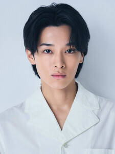 MR8F{吶