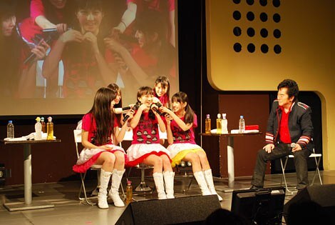 �A�j�\���E�̒鉤�E���؈�Y�ɁA�{�C�X�g���[�j���O���󂯂��������N���[�o�[�y�̃����o�[