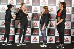 Reebok̃g[NCxg̖͗lB