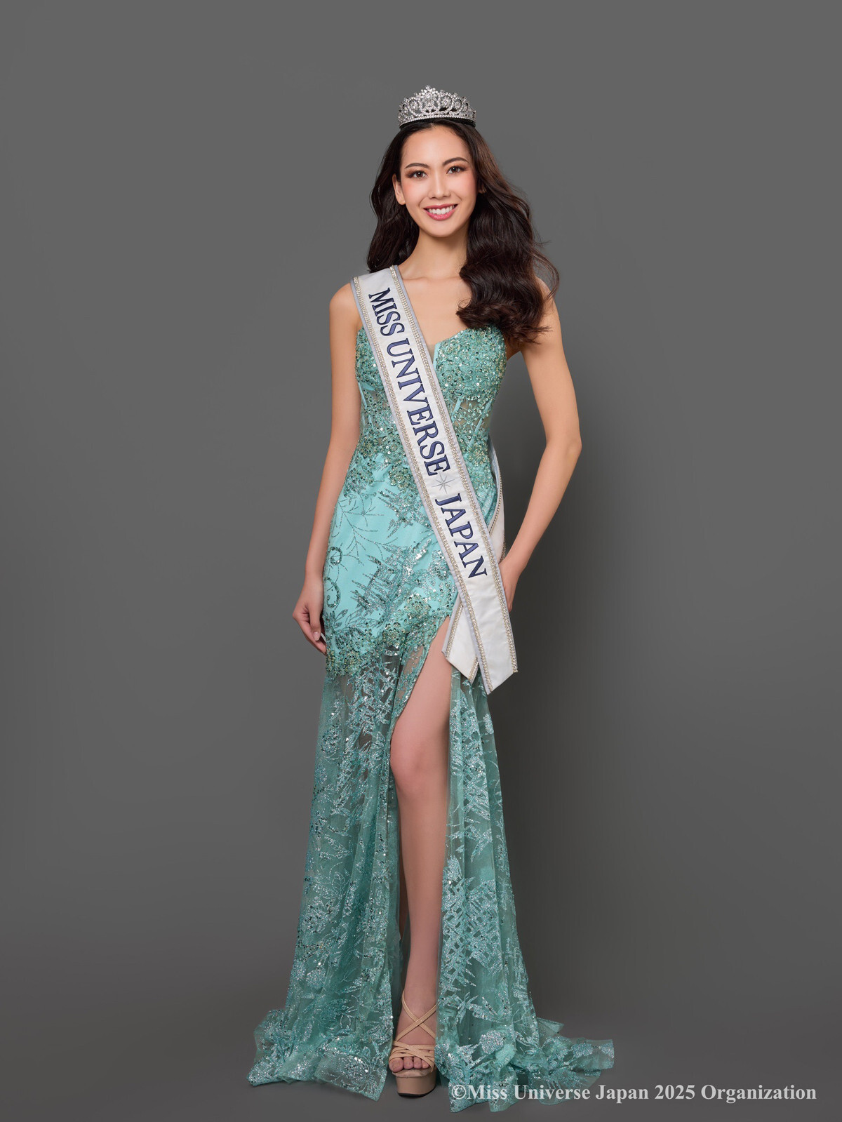 ミス・ユニバース・ジャパン2025の橋本佳央理が着用したドレス