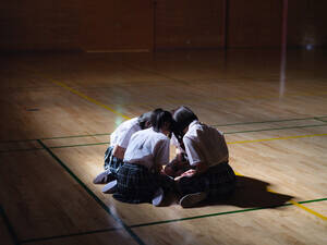 『NEW SCHOOLGIRL COMPLEX』(徳間書店)写真◎青山裕企