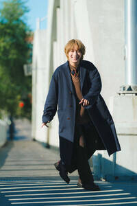 wicN Holiday-ish Photobookijx(C)KADOKAWA^ʐ^FJmEE}