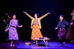 �~���[�W�J���w��̏������x����ʐ^�i������j�N���Ďq���E�O�c�֎q�A��a�c�[�q���E�]���̂肱�A��a�c�v���q���E�Ɍ��Z�� �B�e�F�ז�W�i