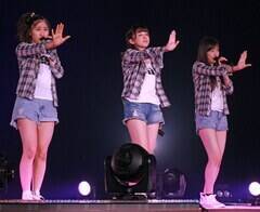 uSATOYAMA&SATOUMI movementv̐VjbguƂ̂vB()Di[jOB'14)AcށiX}C[WjAAiJuice=Juice)B 