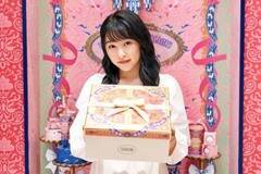 �wSABON Holiday Collection 2022�x�X�y�V�����y�[�W�ɓo�ꂷ�������ގq