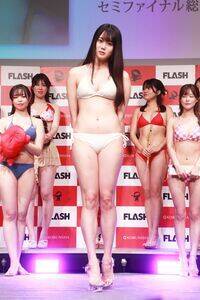 『ミスFLASH2027』ファイナリスト・宮地りんか(C)Deview