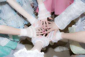 �wLuce Twinkle Wink�� Live Tour2025 �`Immutable RIIbon*�`�x���b����K�[�f���z�[���i�B�e�^���R�t���j