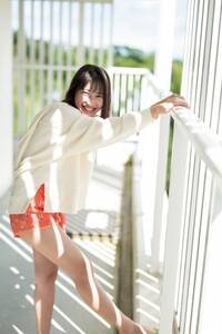 �u�M��������1st�ʐ^�W �䂸�������ȁA�ł��B�v�i�����Њ��@�B�e�F���{�a�T�j(C)GENKOSHA Co.,Ltd. 2022