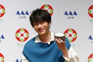 �w���ہx����ɖ��ʂ̏΂݂𕂂��ׂ�ЂƖ���