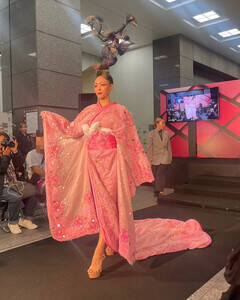 ~XEjo[XEWp2025Z~t@CiXgf𖱂߂uVhr[eB[EXPOvł̃wAV[̖͗l