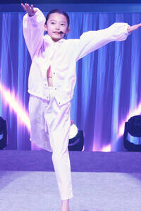 4wX^[I[fBVxʏ܁EǓcBiCjORICON NewS inc.