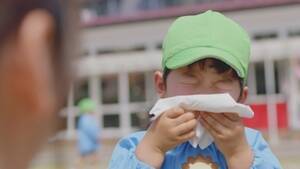 新垣結衣、クリネックス新CM「クリネックス 新垣先生と園児たち 〜鬼ごっこ〜」篇に出演(5日8日~)