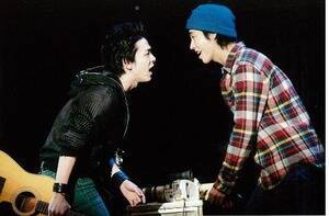ꗈl剉~[WJwRENTxA}[NƃW[̂̊|V[B(C)DeView 