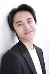 ���C�E�O���[�G���^�e�C�������g�����F�A�c��M�iC�jDeview