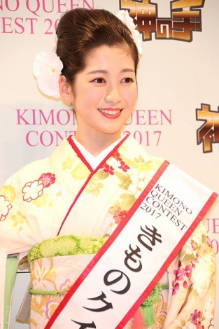 藤田ニコルも美貌を絶賛 きものクイーンコンテスト2017 は女子アナ志望の慶応大学2年生 姫野美南さん ニュース Deview デビュー