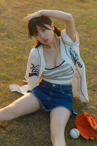 �y�f�W�^������z���Ă�����ʐ^�W�u�v�����[�O�v (C)���R�}�T�g�^�W�p��