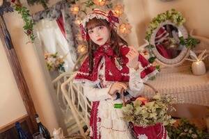 wHARAJUKU POP MAGAZINExɓoꂵĂ郂f[VB