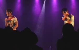 uWAZZ UP~BIGSTAR@R{CxgvɓoꂵWAZZ UP@(C)DeView
