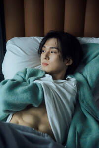 �c���S�t�H�g�G�b�Z�C�wShin Tamura�x��s�J�b�g�iC�jKADOKAWA�^�ʐ^�F���R�}�T�g