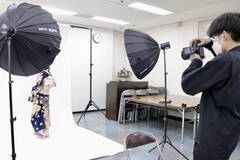 �~�X���j�o�[�V�e�B2021�t�@�C�i���X�g�����{���̎����{��{�ݏo�g�̏����B�ɐV���l�̐U�葳�p�̎ʐ^�B�e���v���[���g�B