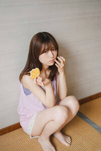 【デジタル限定】三宅美羽写真集「はじまり」 より(C) HIROKAZU/集英社