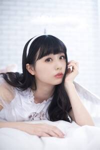 肦