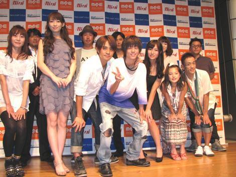 �f��wTWILIGHT�@FILE�^������ٓ��j�q�x�̕��䈥�A�ɓo�ꂵ���L���X�g�����B�O�񍶂���2�l�ڂ��ѓc�\�D�A3�l�ڂ�����̐ē��ˑ��B�O��E�[���N���X�����B