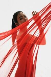 �w�n���E�X�������ʐ^�W Inside You,Inside Me�x(�B�e�^Doo Yoon jong�v���f���[�X�^Kaori Oguri�@���s�^�󓇎Ёj